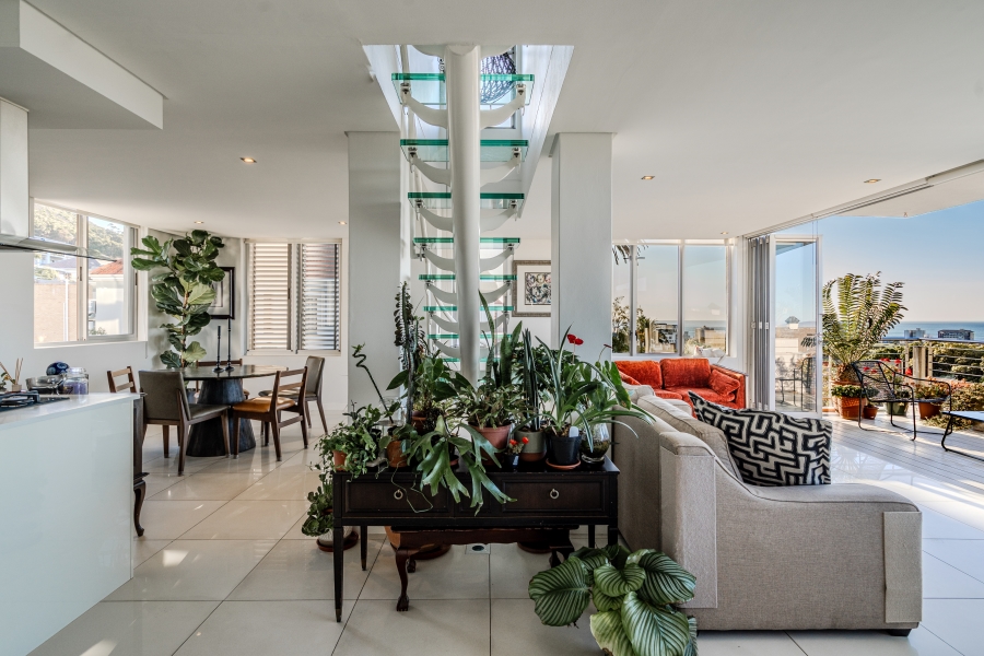 2 Bedroom Property for Sale in Green Point Western Cape